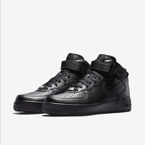 AF1 Mid Black-Men’s 9.5